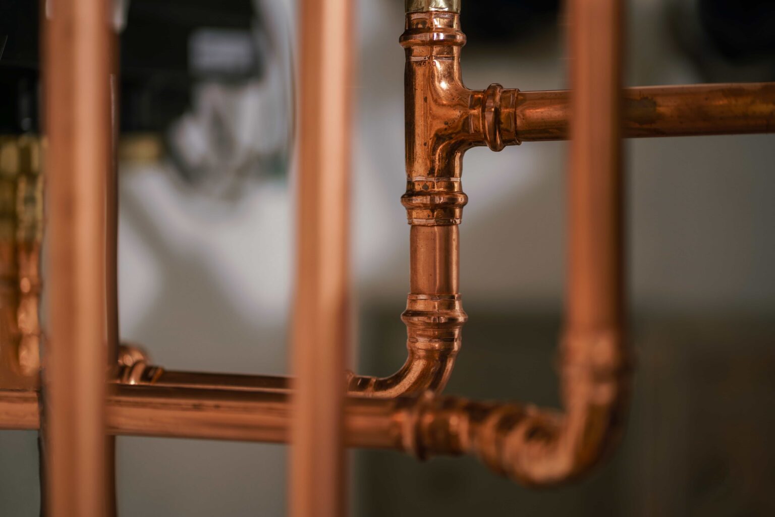 Copper pipes vs plastic pipes which are better for central heating? • CuSP
